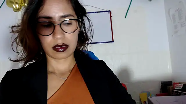 Snapshot of fantasty_nylon chatting on 03.22.25 fantasty nylon online show from 03.22.25