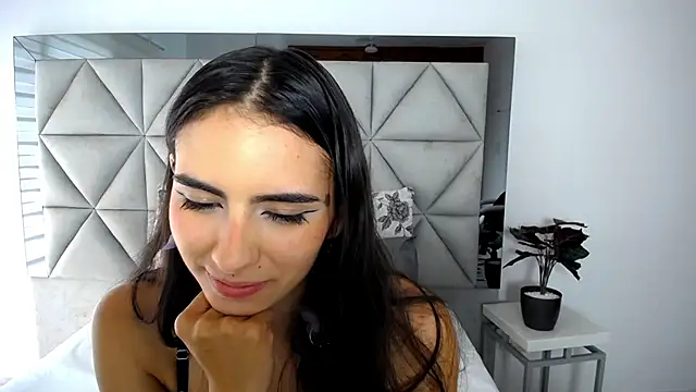 nina pons online show from 02.06.25