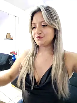 valeriahunter1 online show from 02.27.26