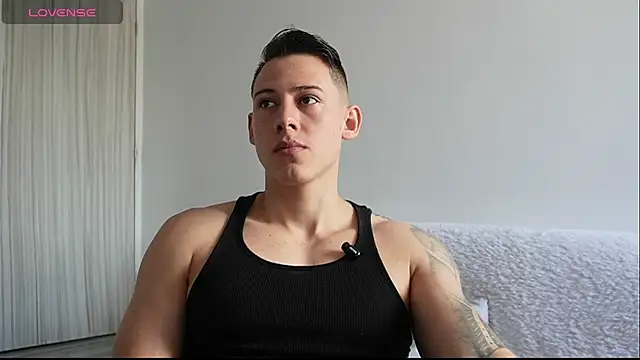 Muscle King Cum online show from 04.30.26