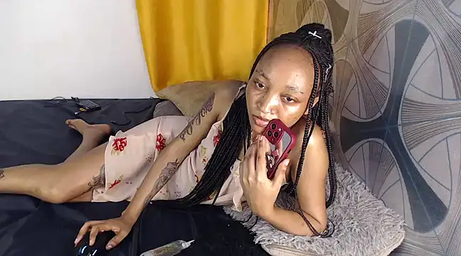 Candiey001 online show from 12.16.24