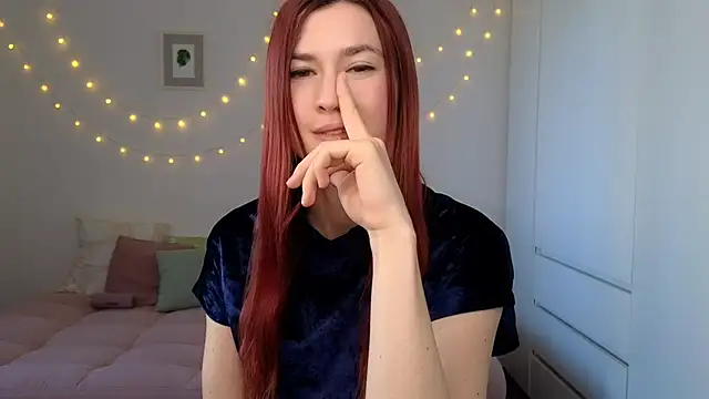 AliciaNewell online show from 04.30.26