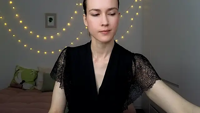 Snapshot of AliciaNewell chatting on 07.03.26 AliciaNewell online show from 07.03.26