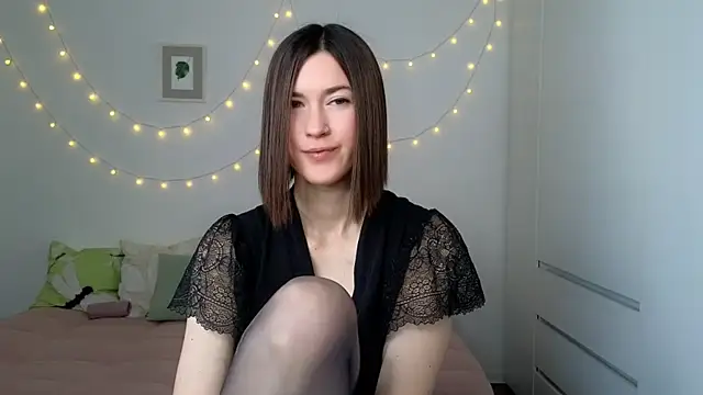 Snapshot of AliciaNewell chatting on 07.20.26 AliciaNewell online show from 07.20.26
