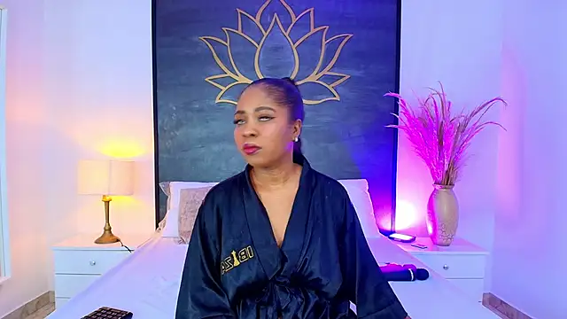 AlisonTravis online show from 04.29.26