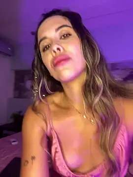 Emilia Bakerr online show from 01.12.25