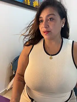 MrsFoucher online show from 01.23.25