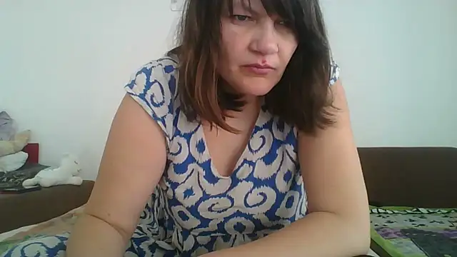 Snapshot of Lucinka1 chatting on 03.19.25 Lucinka1 online show from 03.19.25