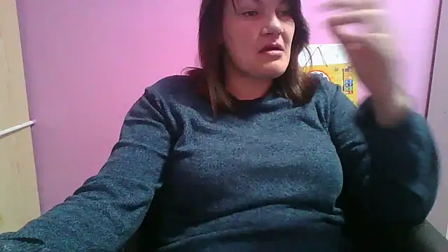 Snapshot of Lucinka1 chatting on 03.21.25 Lucinka1 online show from 03.21.25