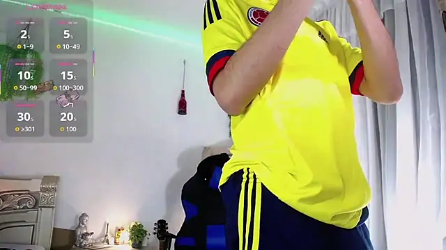 huge armound online show from 10.12.25