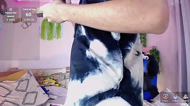 huge armound online show from 10.15.25