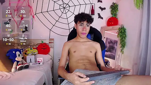 huge armound online show from 10.25.25