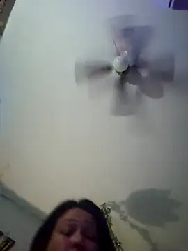 Snapshot of sweetkitty111 chatting on 11.17.25 sweetkitty111 online show from 11.17.25