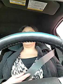 Snapshot of sweetkitty111 chatting on 12.15.25 sweetkitty111 online show from 12.15.25