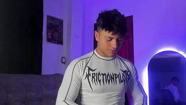 Dominic Biker   online show from 05.05.26