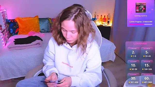 Snapshot of Karen_morris chatting on 12.12.24 Karen morris online show from 12.12.24