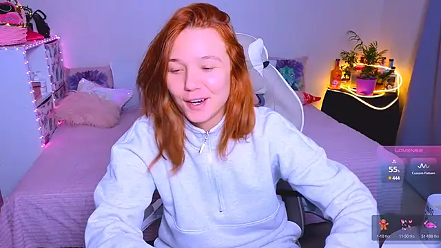 Snapshot of Karen_morris chatting on 02.13.25 Karen morris online show from 02.13.25