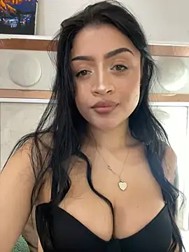 lucianaroy online show from 02.11.25