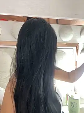 lucianaroy online show from 03.17.25