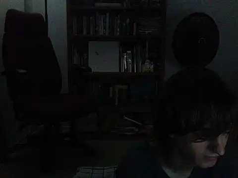 Snapshot of spicylaboi chatting on 09.09.25 spicylaboi online show from 09.09.25