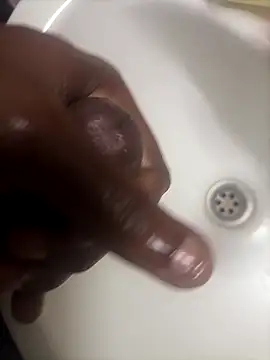 Snapshot of Kenyan_prince chatting on 04.01.26 Kenyan prince online show from 04.01.26