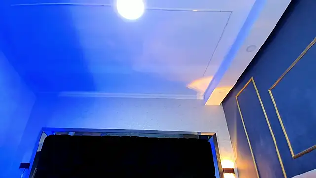 Snapshot of NikkySmiith chatting on 03.03.25 NikkySmiith online show from 03.03.25