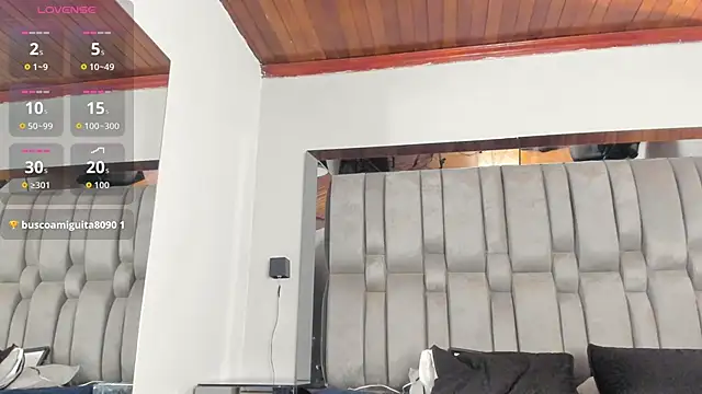 Snapshot of NikkySmiith chatting on 10.16.25 NikkySmiith online show from 10.16.25