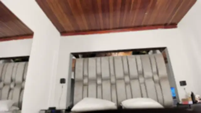 Snapshot of NikkySmiith chatting on 11.11.25 NikkySmiith online show from 11.11.25