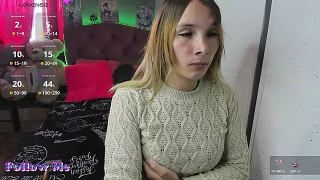 Snapshot of Tiffany_bunny2023 chatting on 09.25.25 Tiffany bunny2023 online show from 09.25.25