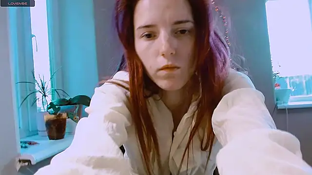 Snapshot of RosaJil chatting on 11.26.25 RosaJil online show from 11.26.25