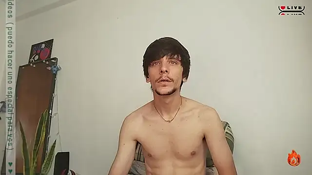 Snapshot of tobix_ chatting on 01.20.25 tobix online show from 01.20.25