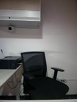 Snapshot of MarianaBenz chatting on 02.12.26 MarianaBenz online show from 02.12.26