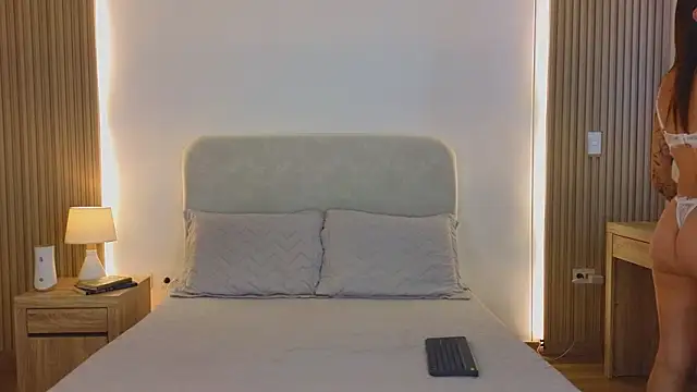 KristennBlue online show from 03.16.26