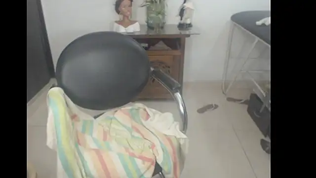 bardotbigcockts online show from 02.04.25