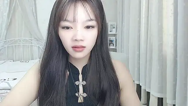 Snapshot of Jenny-Z chatting on 09.13.25 Jenny-Z online show from 09.13.25