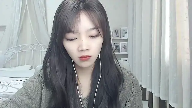 Snapshot of Jenny-Z chatting on 01.06.26 Jenny-Z online show from 01.06.26