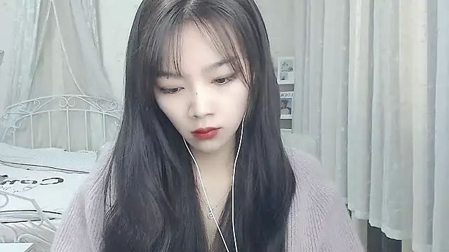 Snapshot of Jenny-Z chatting on 01.10.26 Jenny-Z online show from 01.10.26