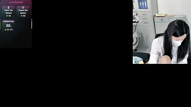 Snapshot of -DIO-DIO- chatting on 03.10.26 -DIO-DIO- online show from 03.10.26