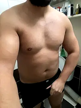 Snapshot of marianmin chatting on 10.15.25 marianmin online show from 10.15.25