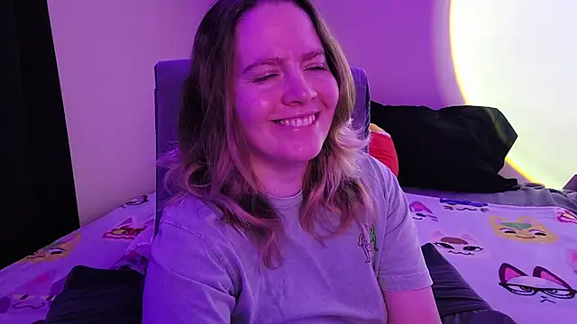 Snapshot of InternetFairy_XO chatting on 01.07.26 InternetFairy XO online show from 01.07.26