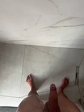 cagoulegrosse online show from 09.19.25