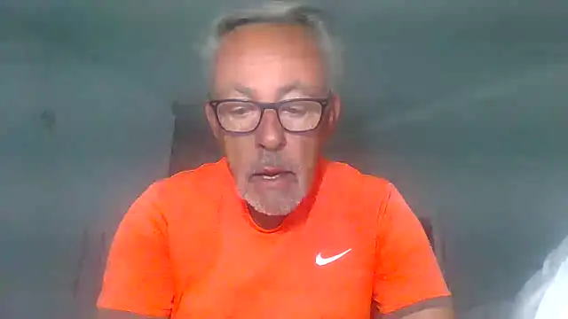 Snapshot of tuggy59 chatting on 10.06.25 tuggy59 online show from 10.06.25