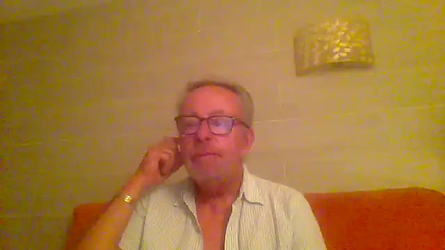 tuggy59 online show from 04.21.26