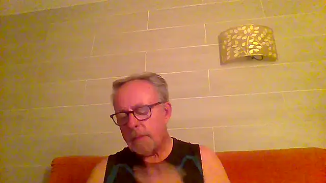 tuggy59 online show from 06.15.26