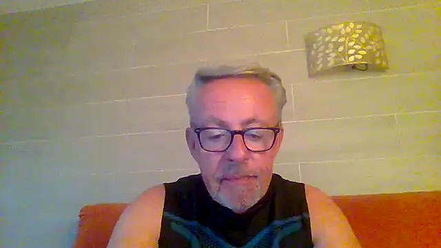 tuggy59 online show from 06.18.26