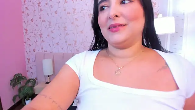 taylor bennet online show from 11.30.25