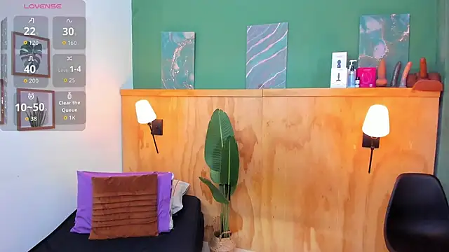 taylor bennet online show from 06.12.26