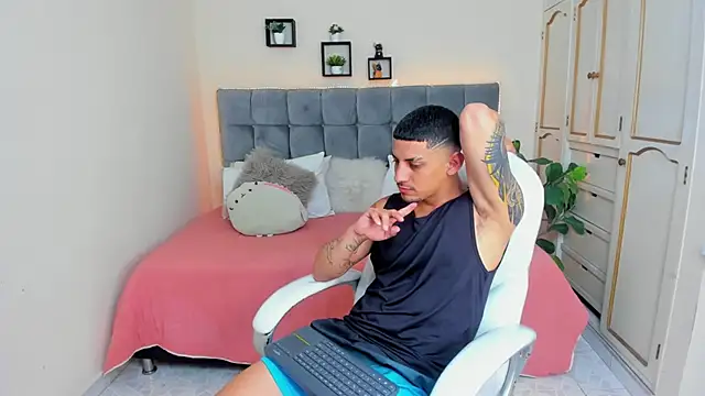 Alex cute77 online show from 01.10.25