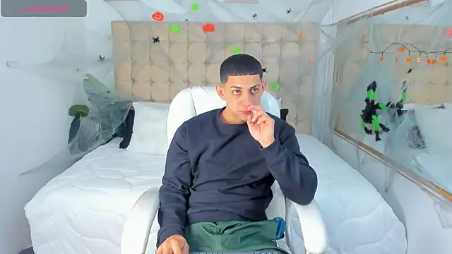 Alex cute77 online show from 10.06.25