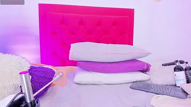 Snapshot of Sofia_Girl_ chatting on 01.31.25 Sofia Girl online show from 01.31.25